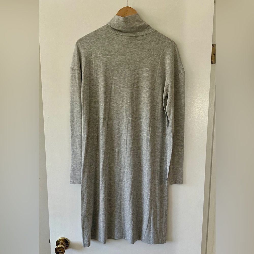 Daily Ritual grey turtleneck dress, Size Large, like new!
